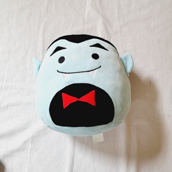 Drake the Dracula Vampire Squishmallow, 9.5" tall - Picture 1 of 3